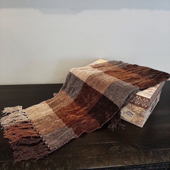❌SOLD❌ Brown Plaid Scarf Chenille Rectangular Fringe Fall Winter Womens Mens - Picture 4 of 10